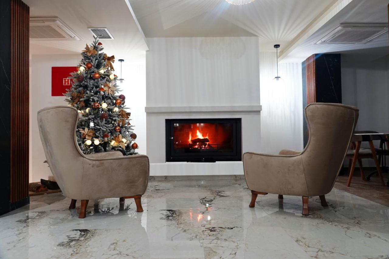 Dishli Hotel & Spa ستروغا المظهر الخارجي الصورة