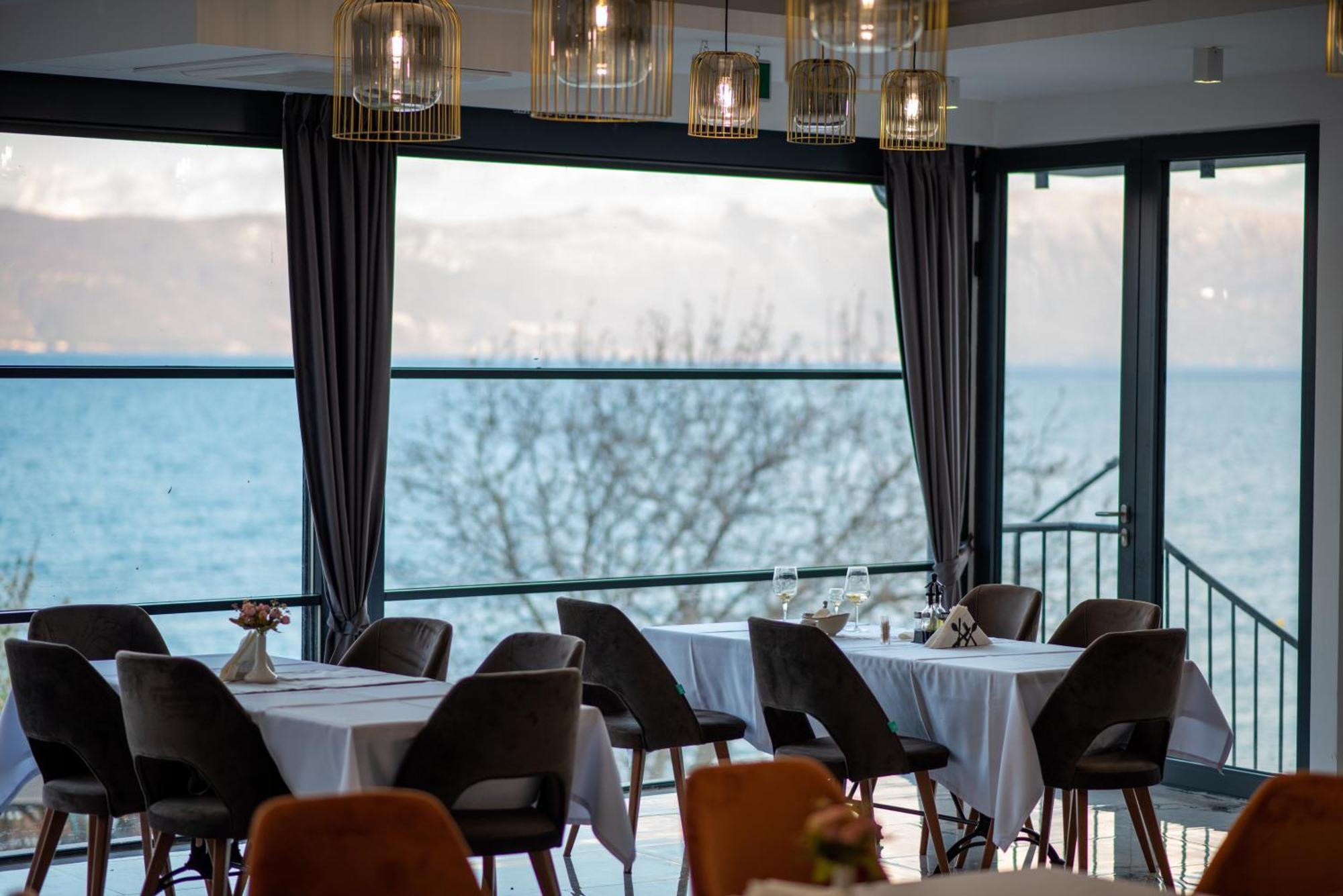 Dishli Hotel & Spa ستروغا المظهر الخارجي الصورة
