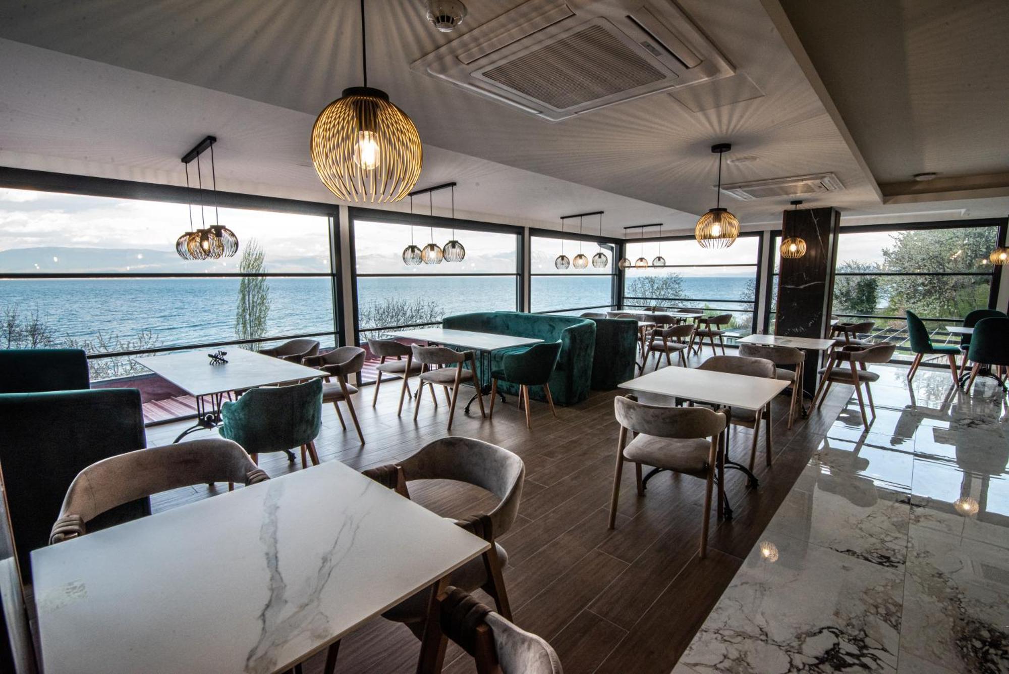 Dishli Hotel & Spa ستروغا المظهر الخارجي الصورة