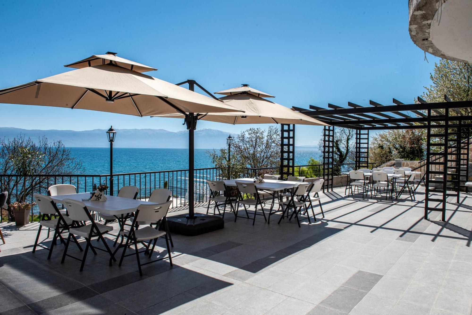 Dishli Hotel & Spa ستروغا المظهر الخارجي الصورة